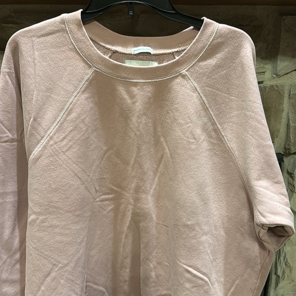 Blush pink American Eagle sweatshirt - Picture 2 of 4
